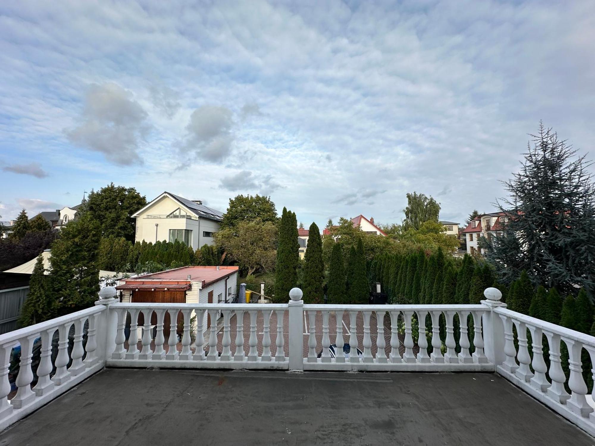 Lezzet B&B Pokoj Goscinny & Turkishrestaurant Warschau Buitenkant foto